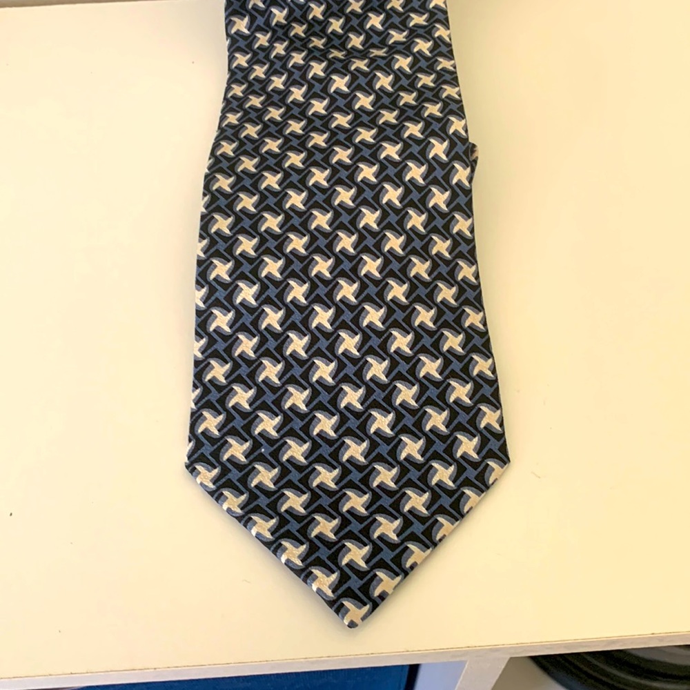 Blue tie